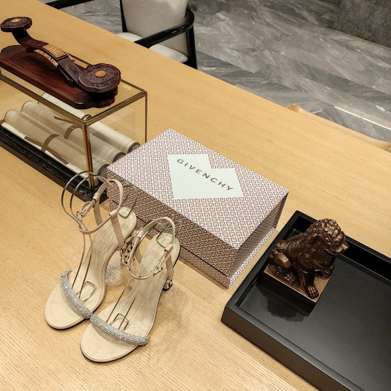 Givenchy shoes Style 144 - angled studio shot