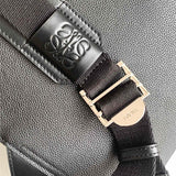 Ziva's Charm handbag – detail view (37cm*28cm*10cm)
