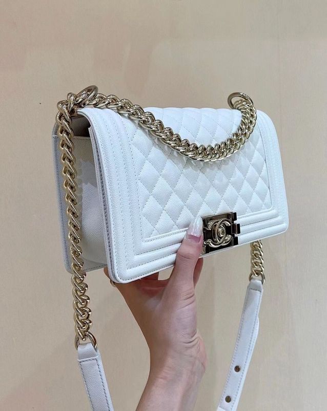 Zivas Charm Understated Luxury Designer Handbag (Refined Practical Design) – Detail View