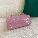 Styled lifestyle shot of elevated chic women's handbag – women's everyday handbag