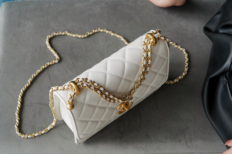  handbag, mid everyday style, image 2