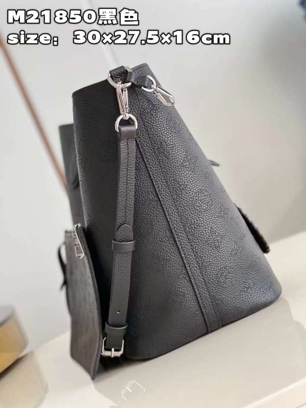Styled lifestyle shot of signature structured women's handbag – women's everyday handbag