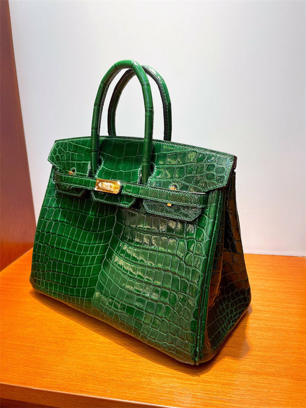  everyday top-handle bag detail view showing craftsmanship