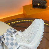 Louis Vuitton shoes Style 373 - sole and craftsmanship detail