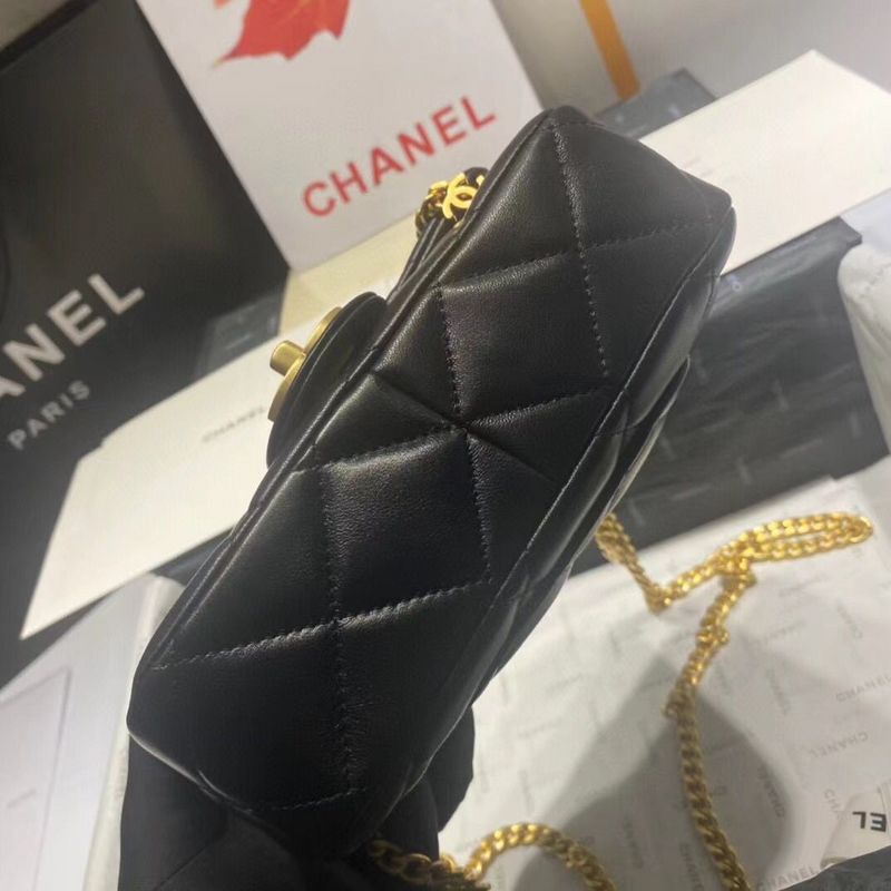 mid purse view 7