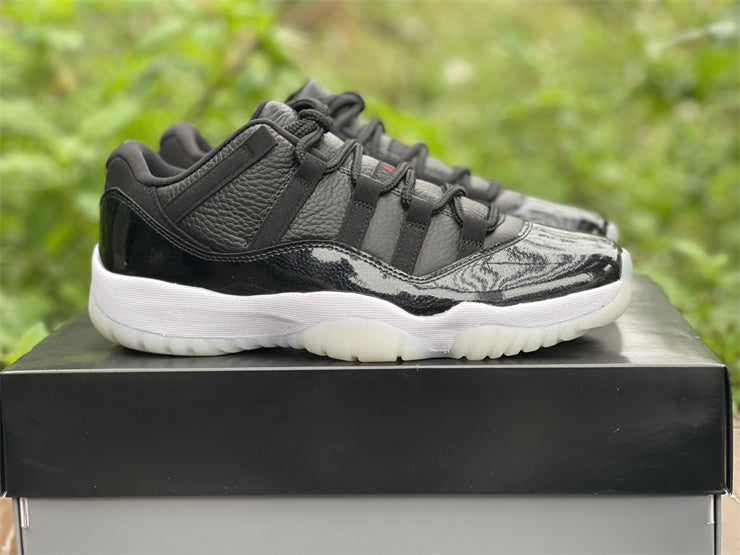 Nike Men's & Women's Luxury Low-Top Trainers — Style 225 back view