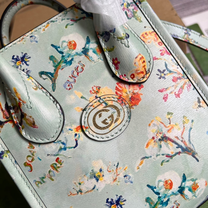 Handle and strap detail of structured polished women's handbag – women's premium purse