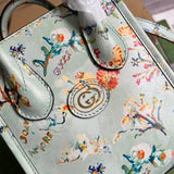 Handle and strap detail of structured polished women's handbag – women's premium purse