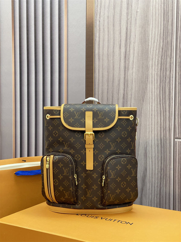  smart structured bag detail view showing craftsmanship