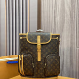  smart structured bag detail view showing craftsmanship