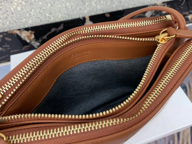 Handle and strap detail of premium signature women's handbag – women's premium purse
