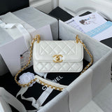  women's handbag, mid design, view 1