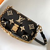  structured bag interior and compartment view 15