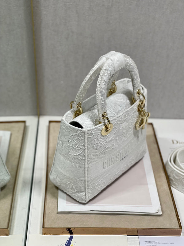 Close-up detail of chic classic women's handbag – women's designer-style accessory