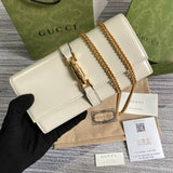 Side profile of chic classic women's handbag – women's luxury handbag