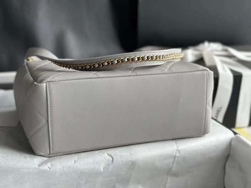 Zivas Charm Versatile Design Everyday Handbag (Elevated Daily Companion) – Back View