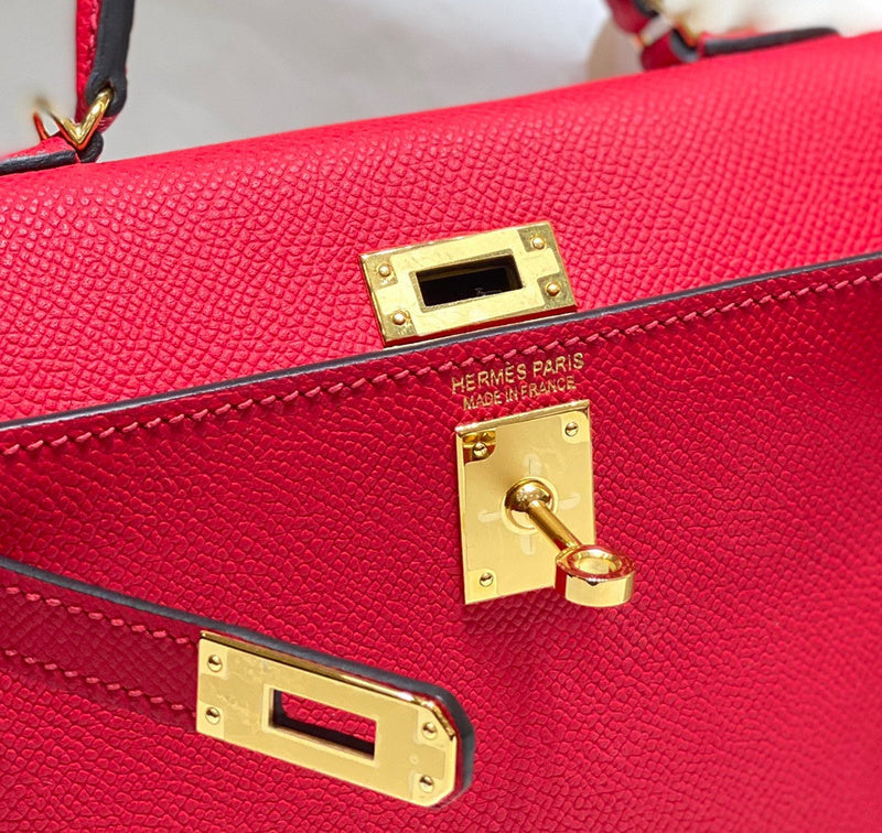 Sophisticated handbag styled for everyday wear