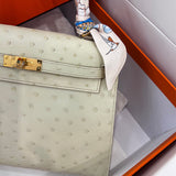  Chic handbag carried on shoulder