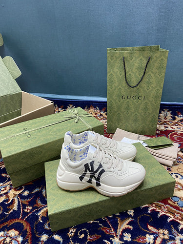 Gucci Casual sneakers in classic monochrome low-top design front view