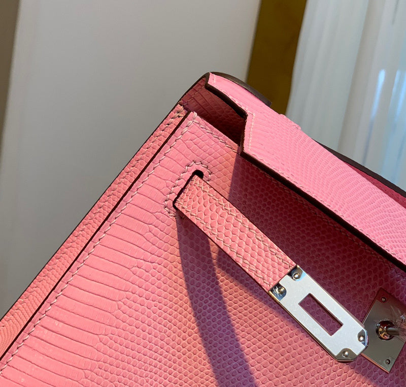 Everyday-Ready handbag styled for everyday wear