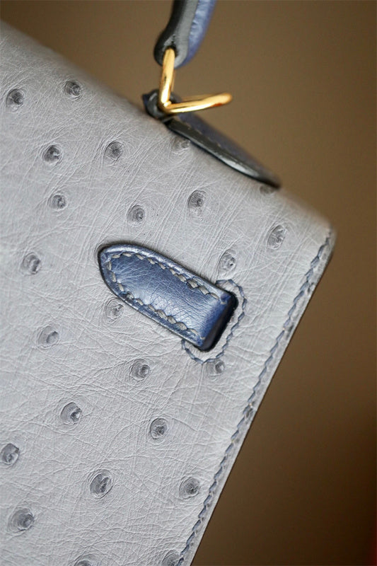  structured shopper bag detail view showing craftsmanship 14
