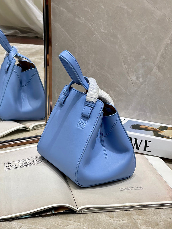 Ziva's Charm handbag – interior view (20cm*18cm*20cm)