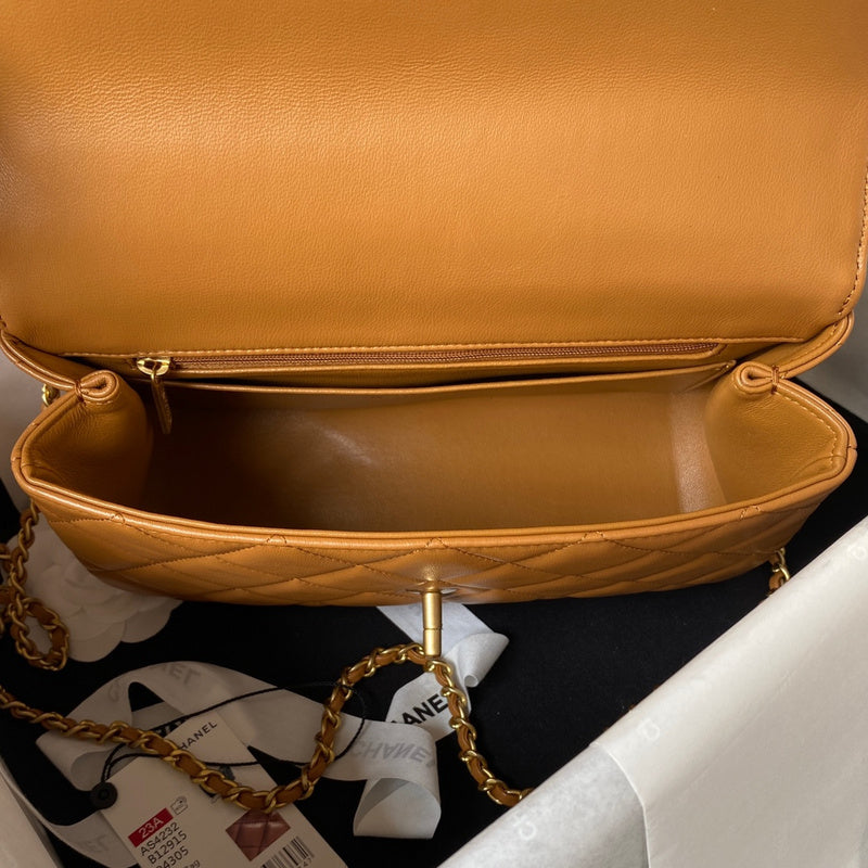  handbag, mid everyday style, image 3