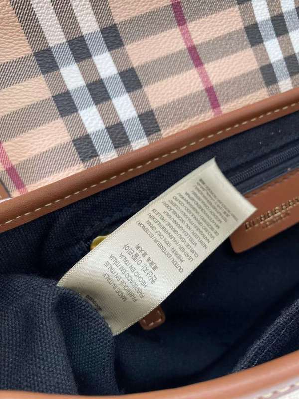 Ziva's Charm handbag – lifestyle view (one versatile size)