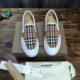 Burberry shoes Style 162 - sole and craftsmanship detail