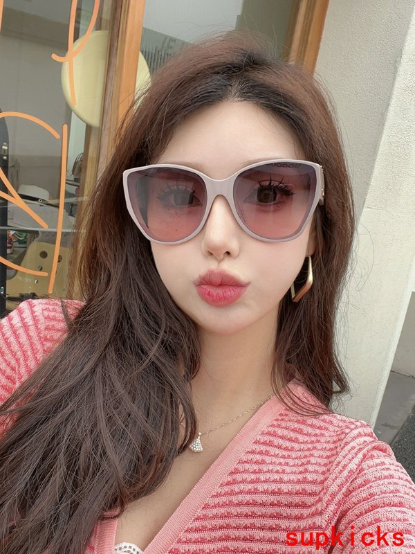 Front view of Louis Vuitton unisex sunglasses