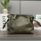 Ziva's Charm handbag – full view (30cm*24.52cm*10.5cm)