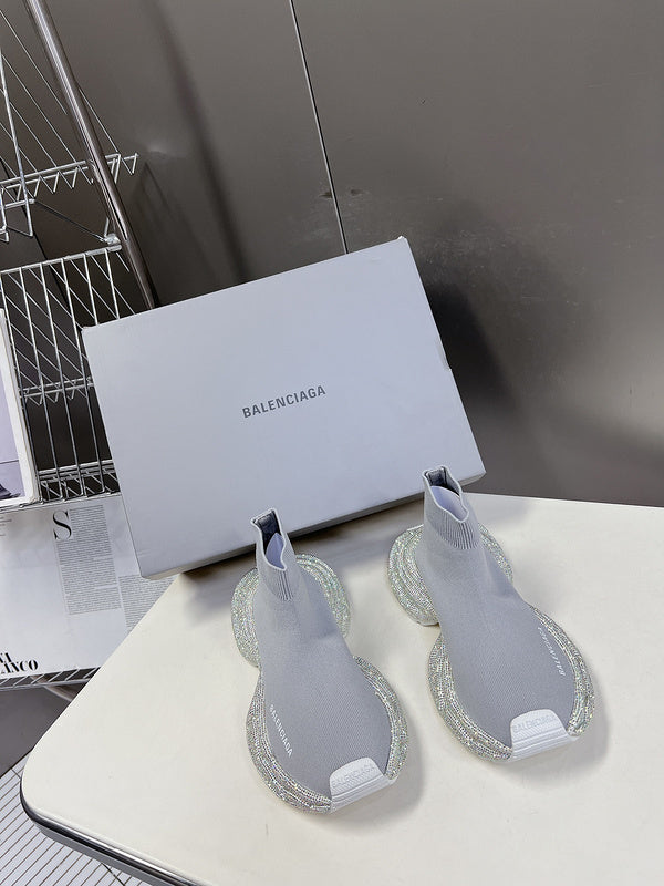 Balenciaga shoes Style 032 - angled studio shot