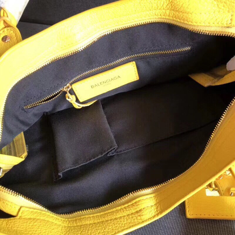 Understated Vegan Leather Handbag - Chic Everyday Appeal | Women's Fashion Handbag #966 - interior view (image 6) of designer-inspired handbag