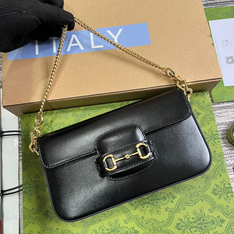 Handle and strap detail of chic elevated women's handbag – women's premium purse
