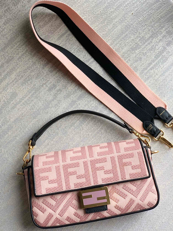 Ziva's Charm handbag – full view (19cm*10cm*4cm)