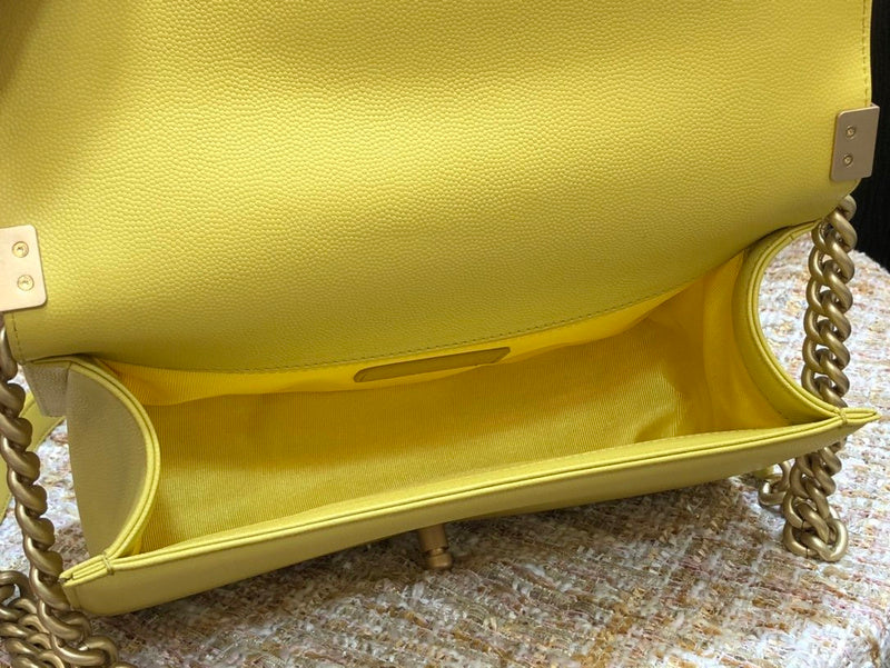  women's handbag, mid design, view 7