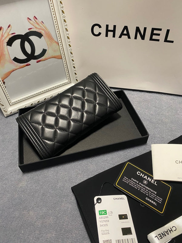  women's handbag, versatile design, view 6