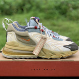 Nike Men's & Women's Designer Low-Top Shoes — Style 077 angle view