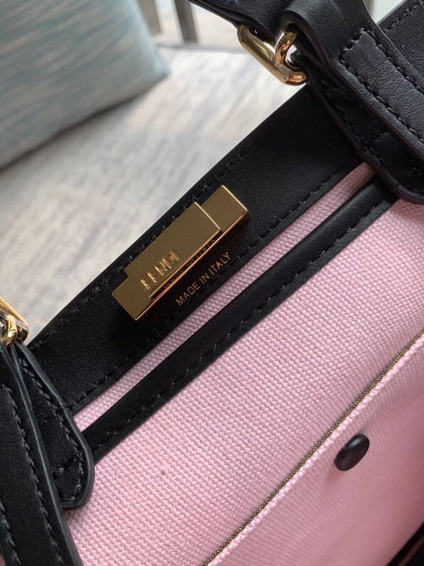 Ziva's Charm handbag – product shot (41cm*15cm*29cm)