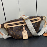  shoulder bag interior and compartment view