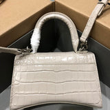 Zivas Charm Timeless Appeal Statement Handbag (Modern Wardrobe Staple) – Lifestyle Shot