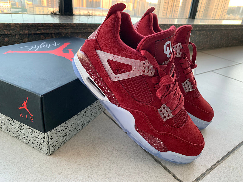 Nike Men's & Women's Designer Low-Top Shoes — Style 209 interior view