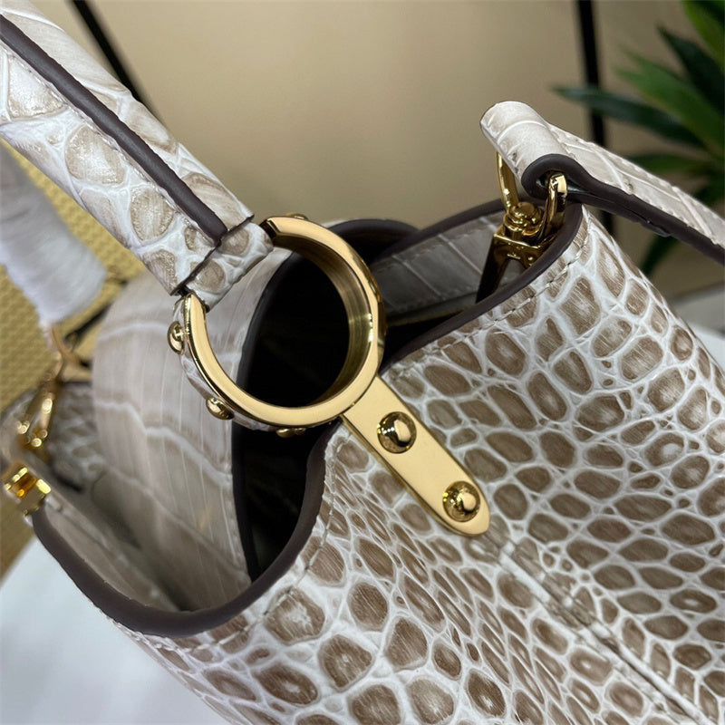  sophisticated crossbody bag styled with outfit 18