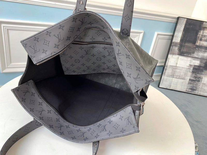 Front view of chic everyday-luxe women's handbag – women's premium purse
