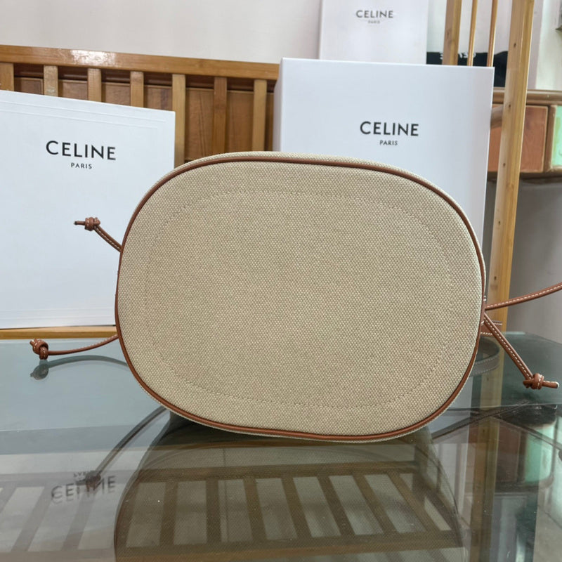 Back view of modern everyday-luxe women's handbag – women's luxury handbag