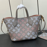  Understated carryall bag front view 7