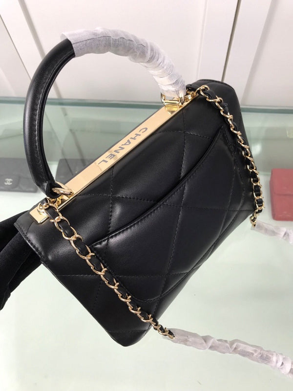  women's handbag, mid design, view 2