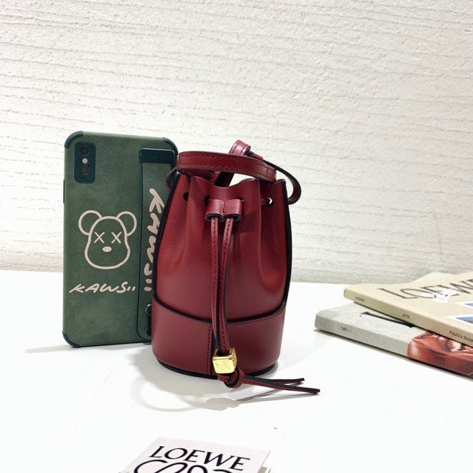 Ziva's Charm handbag – lifestyle view (8.5cm*6.5cm*13cm)