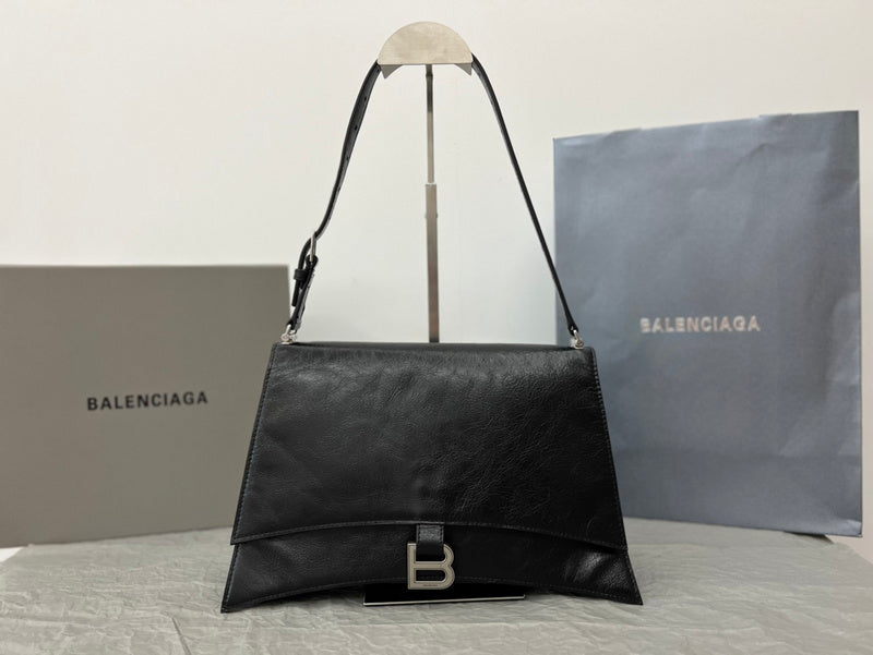 Zivas Charm Streamlined Design Fashion Handbag (Elevated Accessory Essential) – Interior View
