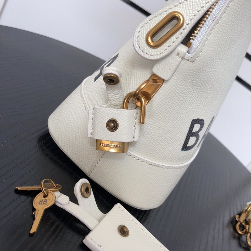 Styled lifestyle shot of chic statement women's handbag – women's everyday handbag